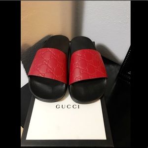 Gucci flip flops ❤️